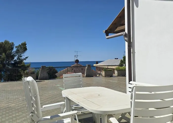 Apartamento Rocca - Mansarda By Affitti Brevi Liguria Borgio Verezzi