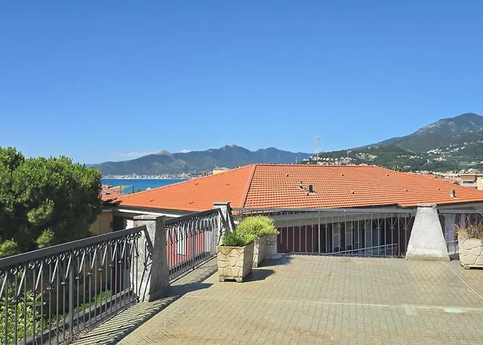 Rocca - Mansarda By Affitti Brevi Liguria Apartamento Borgio Verezzi