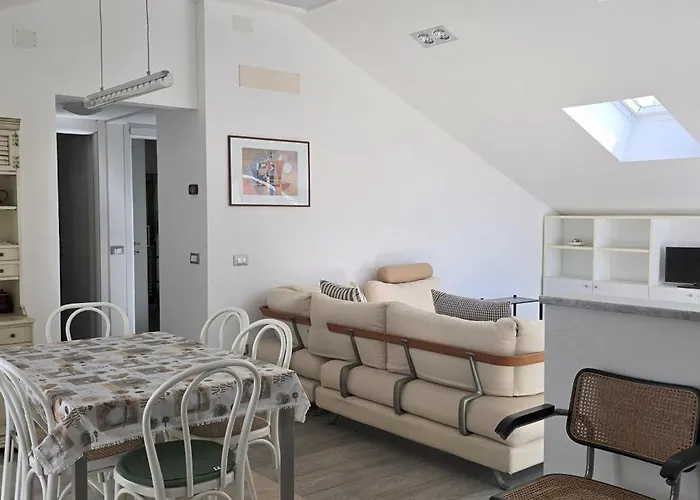 Rocca - Mansarda By Affitti Brevi Liguria Apartamento *